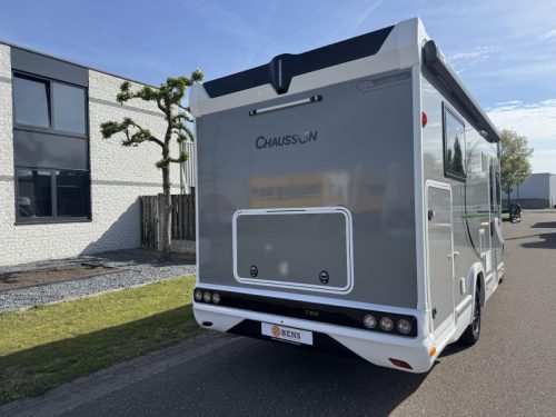 Chausson Etape Line 788 French bed pop-top roof photo: 12