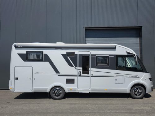 Adria Sonic Supreme 700 DL photo: 1