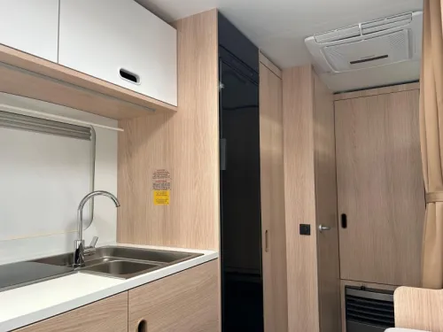 Adria Aviva 522 PK GRATIS AIRCO photo : 5