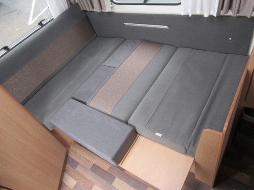 Knaus Sport 400 QD COMPACT, AWNING, ANNEX photo: 9