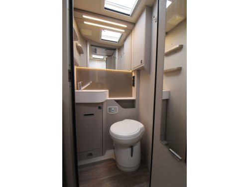 Hymer Tramp 685 S Face2Face - Single beds  photo: 22