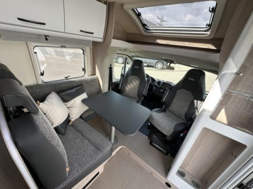 B&uuml;rstner Lyseo Time T Skyline 690 G 2 APARTE BEDDEN-AUTOMAAT foto: 9