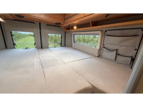 P&ouml;ssl Roadcruiser 640 Automatic / New condition / Van conversion photo: 20