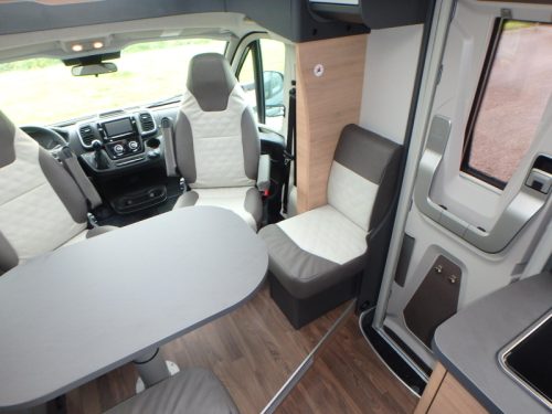 Knaus L!ve Ti 650 MEG Offer Camper Rental photo: 13