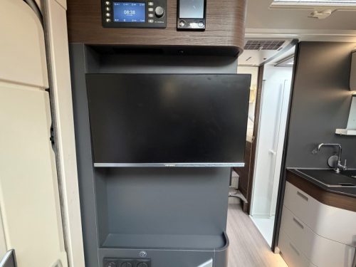 Adria Coral Supreme 670 SL LEVEL/AIRCO/ALDE photo: 8