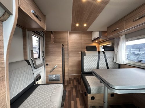 Weinsberg CaraSuite 700 ME 5p,Maxi,Salle de bain attenante 0256 photo : 6