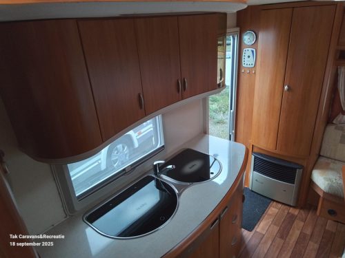 Hobby Excellent 440 SF very neat Caravan photo: 6