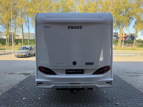 Knaus 700 MEG Sky Ti 8T Automatic Single Beds 2X Air Conditioning Towbar photo: 9