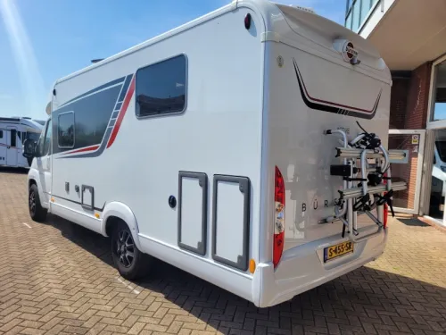 B&uuml;rstner Nexxo Van 700 Qeensbed Foto: 3