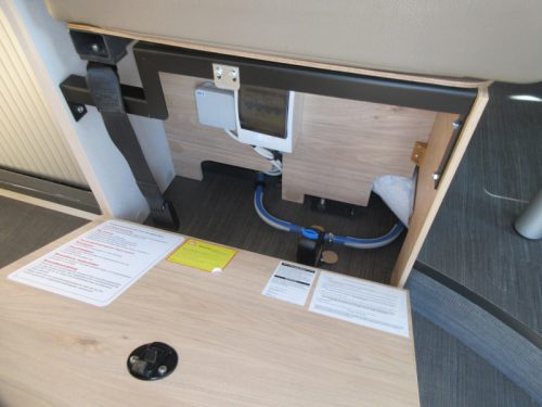 Dethleffs Globetrail 600 DS Very neat, low mileage photo: 14