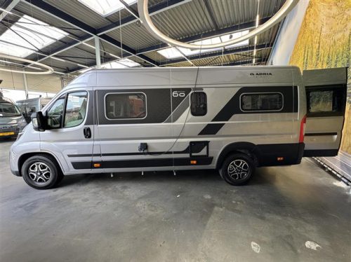 Adria Twin 640 SGX 60 YEAR photo: 11