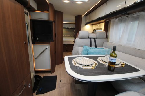 Lmc Cruiser T 731 Premium  photo: 8