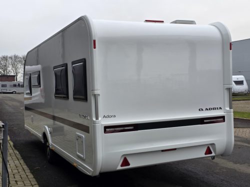 Adria Adora 572 UT Alde heating photo: 4