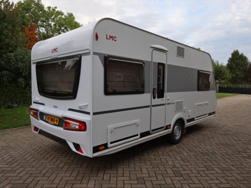 LMC Style 440 D mover | awning | awning photo: 3