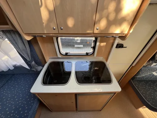 B&uuml;rstner Ventana Avantgarde 435 TS Awning and separate canopy photo: 5
