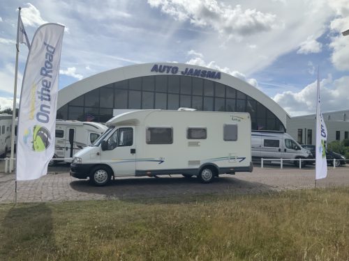 Chausson Trigano Flash 08 2.3 128 hp French bed, side bench, half-dinette, Swivel seats, very neat condition Year of manufacture 2006 Motorhome centrum on the road Marum photo: 37