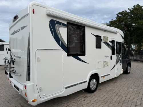 Chausson Welcome 728 EB Queensbed Pop-top roof 42000 km photo: 2