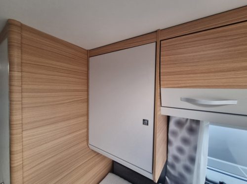 Dethleffs Camper 460 EL photo: 12