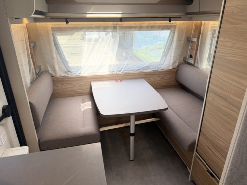 Dethleffs Nomad 460 EL Foto: 7