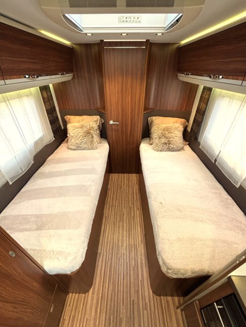 Adria Coral Supreme 670 SLT EINZELBETTEN EINZIGARTIG! ALDE Foto: 2
