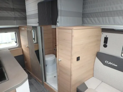 Knaus Tourer CUVision 500 LT JETZT F&Uuml;R 89.950,00 &euro; Foto: 16