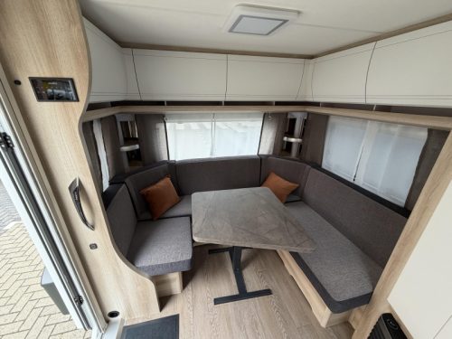 Hobby De Luxe 495 UL Model 2027 photo: 7
