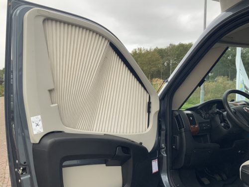 B&uuml;rstner Ixeo IT 700 2.3 MultiJet 130 PS, Queensbett, Seitensitzbank, Drehsitze, Bj.2012 &bdquo;Ihr Wohnmobil-Verkaufsvermittler Camper Zentrum On The Road Foto: 5