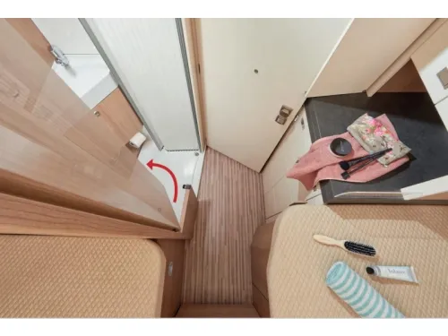 Malibu Van Two Rooms 640 LERB L&auml;ngsbetten, Automatik Foto: 7