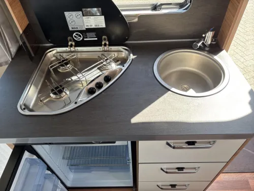 Weinsberg CaraOne Edition HOT 390 QD Mover photo: 10