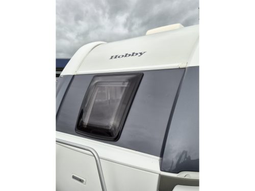 Hobby De Luxe 495 UL Einzelbetten-Rangierhilfe-Klimaanlage Foto: 21