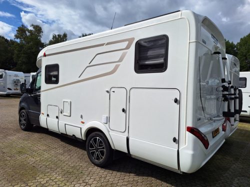 Hymer B-MC T 580 2 SINGLE BEDS-1ST OWNER photo: 1