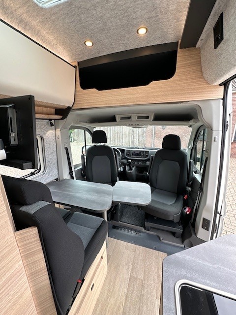 Hobby Maxia Van 680 ET, Automatic photo: 4
