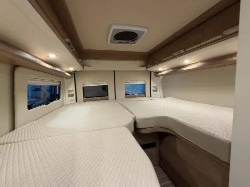 Malibu Van 640 Level system - automatic  photo: 24