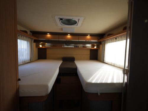 Knaus Sky I 700 LEG Automatic - without drop-down bed photo: 10
