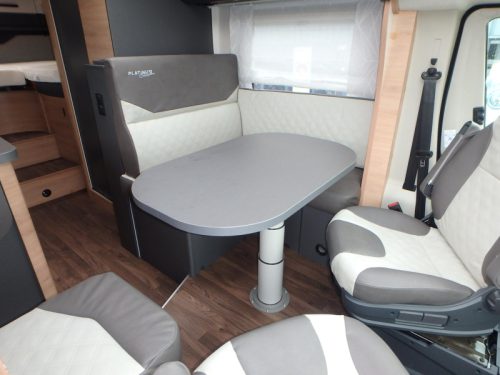 Knaus L!ve Ti 650 MEG Camper Rental Offer photo: 8
