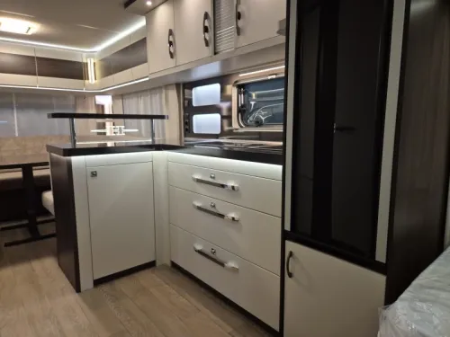 Hobby Prestige 620 CL photo: 7