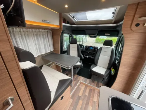 Weinsberg CaraCompact MB 640 MEG Einzelbetten Garage 2022 Foto: 17