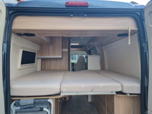 Hymer Yellowstone 640 L&auml;ngsbetten Luftfederung Foto: 10