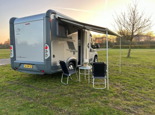 Knaus Van TI 550 MD Fiat Ducato 2.3 130 HP Semi-integrated Motorhome Like New photo: 19