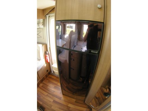 Hymer T 698 CL Queensbed, Hubdach, Garage Foto: 7
