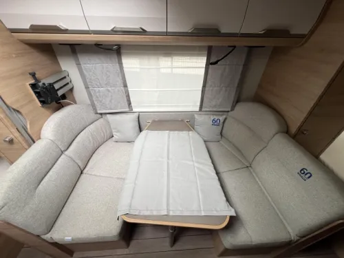 Knaus Sudwind 60 Years 550 FSK Rangierhilfe, Neues Vorzelt Foto: 6