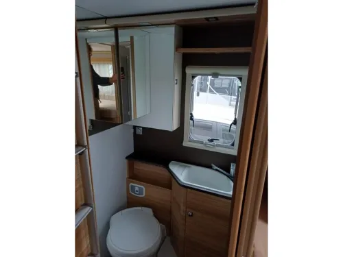 Adria Matrix M 670 SL TOP well-maintained Motorhome  photo: 19