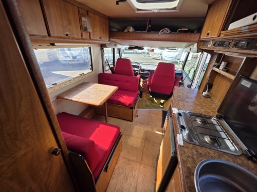 Hymer S 660 AUTOMATIC MERCEDES 6 BERTH photo: 3