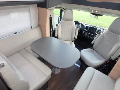Knaus L!ve Ti Platinum 700 MEG  photo: 13