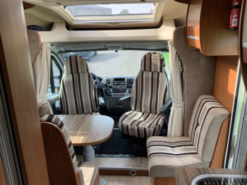 Chausson Welcome 72 2.3 MultiJet 130 PK Teilintegriert, Motor-Klimaanlage, Queensbed, Autom. Sch&uuml;ssel, / LCD-Bildschirm, Bj. 2010 &ldquo; Ihr Wohnmobil-Verkaufsvermittler Foto: 2
