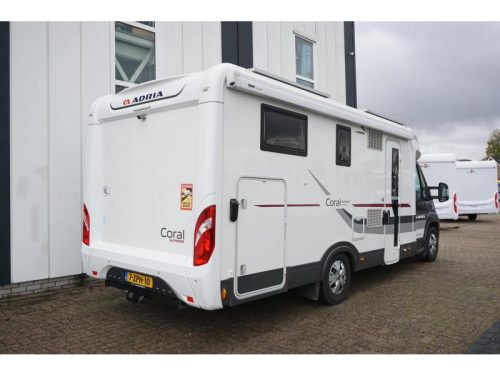 Adria Coral Supreme S 670 SL Auto-levelsyst-Sat-Solar Foto: 4