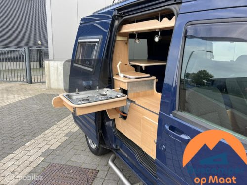 Ford Transit Connect Minicamper | Kompakter Kastenwagen mit Hubdach Ford Transit Connect Minicamper | Kompakter Kastenwagen Foto: 2
