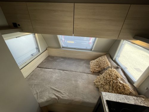 Weinsberg CaraCito TRANSVERSE BED+TRAIN SEAT 1ST OWNER MOVER photo: 2
