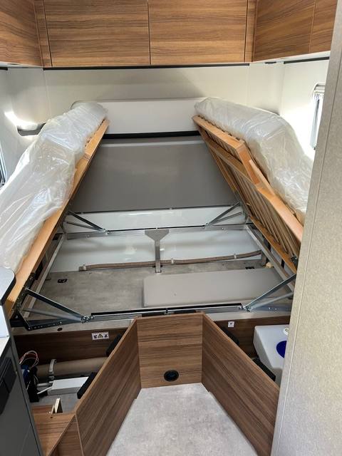 ERIBA /HYMER NOVALINE 442 Foto: 28