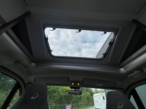Dethleffs Just Camp T 7052 DBM - Low mileage  photo: 10